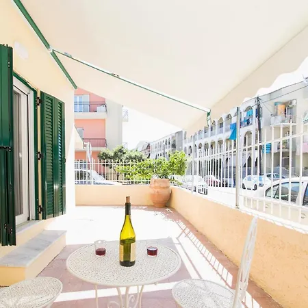 Kostas House - Corfu Town